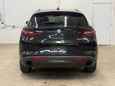 Used 2023 Alfa Romeo Stelvio Sprint RWD image 5