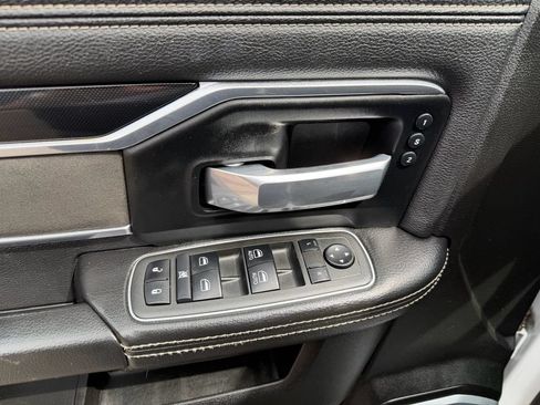 Used 2022 RAM 2500 Laramie AWD/4WD image 13