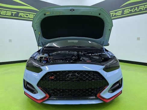 Used 2020 Hyundai Veloster N w/ Performance Package image 4