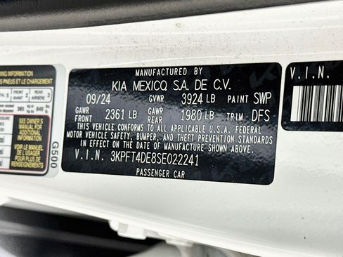 Used 2025 Kia K4 FWD image 12