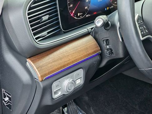 Certified 2025 Mercedes-Benz GLE 350 GLE 350 image 17