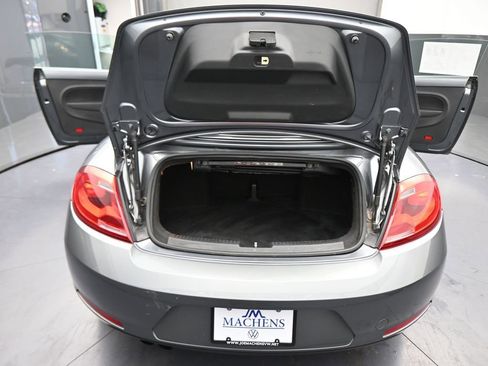 Used 2013 Volkswagen Beetle 2.5 image 39