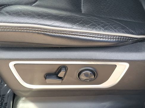 Used 2020 RAM 1500 Laramie w/ Off Road Group image 14