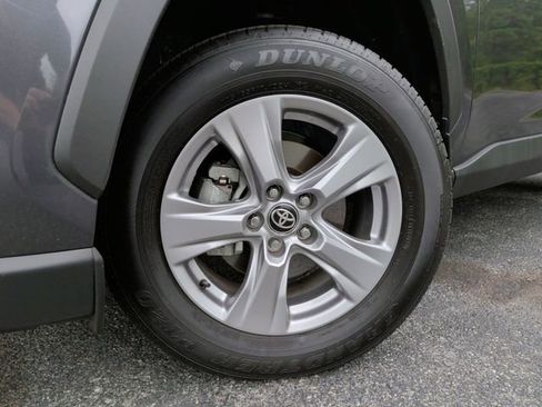 Used 2025 Toyota RAV4 XLE FWD image 10