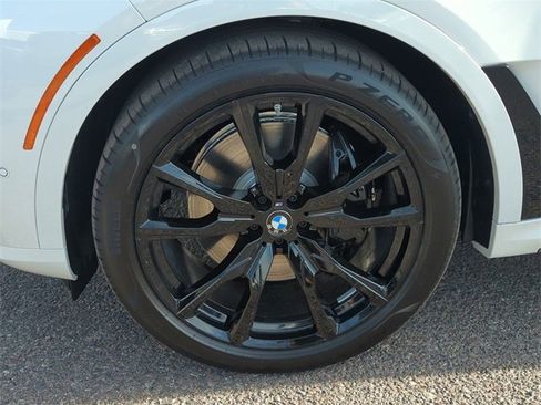 New 2026 BMW X7 M60i image 10