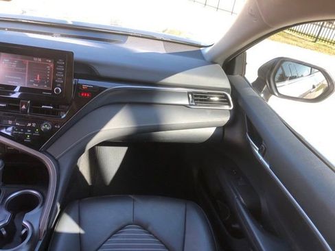 Used 2023 Toyota Camry SE image 41