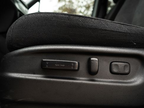 Certified 2022 Honda Pilot Sport image 39