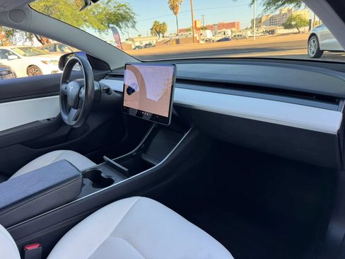 Used 2018 Tesla Model 3 Long Range AWD/4WD image 33