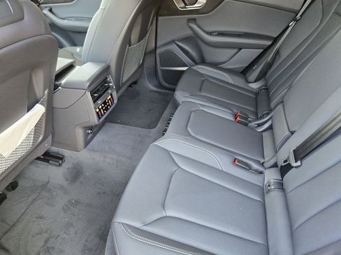 New 2025 Audi Q8 Premium Plus image 33