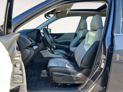 Used 2023 Subaru Forester Limited image 15