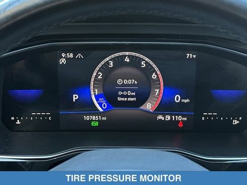 Used 2023 Volkswagen Jetta SE w/ Panoramic Sunroof Package FWD image 25