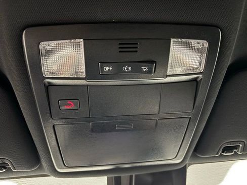 Used 2023 Toyota Tacoma TRD Sport image 31