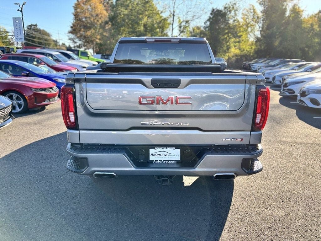 Used 2021 GMC Sierra 1500 AT4 AWD/4WD image 4