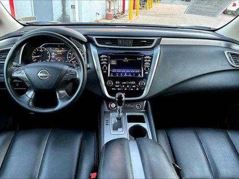 Certified 2024 Nissan Murano SV w/ SV Midnight Edition Package image 14