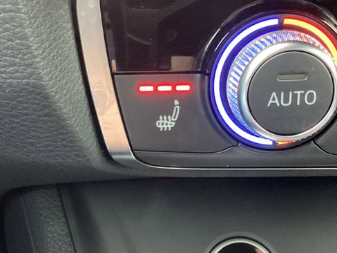 Used 2024 Audi Q3 2.0T Premium Plus w/ Premium Plus Package image 6