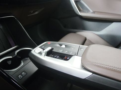 Certified 2025 BMW X2 xDrive28i AWD/4WD image 22