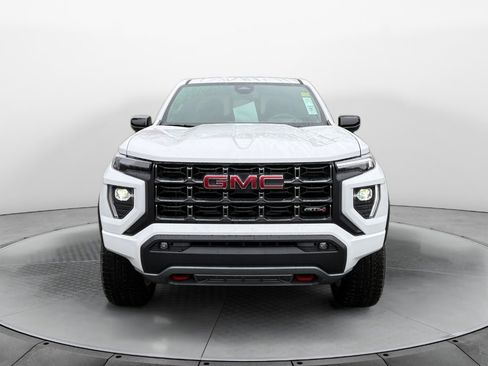 New 2026 GMC Canyon AT4 image 2