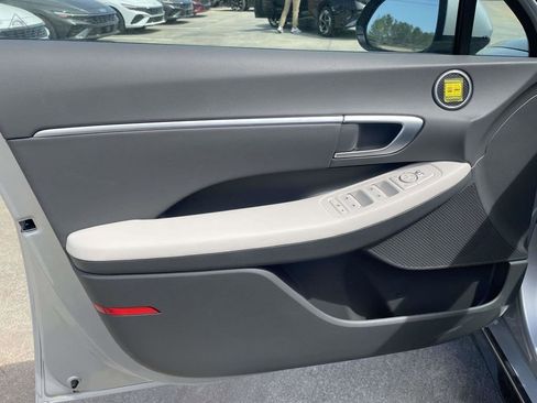 New 2026 Hyundai Sonata SEL FWD image 12