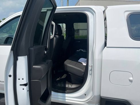 Used 2024 GMC Sierra 2500 Pro w/ Convenience Package AWD/4WD image 10