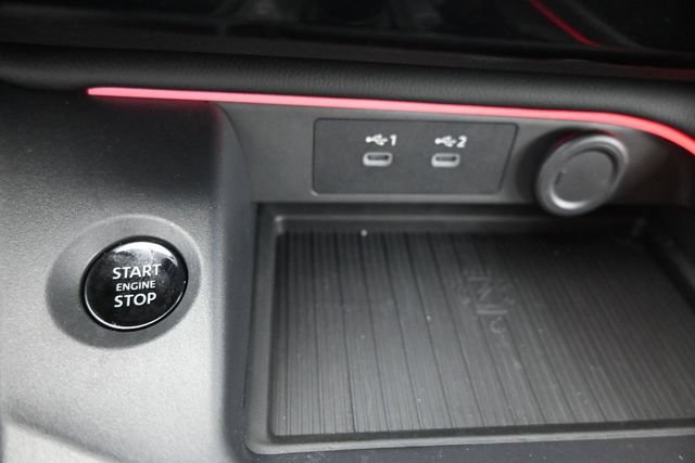 Used 2024 Nissan Sentra SR FWD image 35