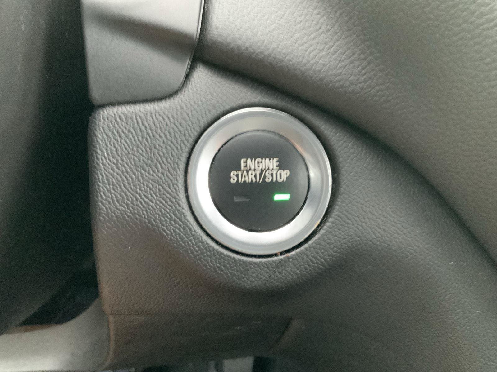 Used 2024 Chevrolet Equinox LT FWD image 29