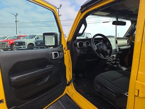 Used 2019 Jeep Wrangler Unlimited Sport S image 7