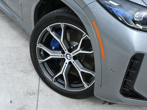 Certified 2026 BMW X6 M60i AWD/4WD image 11