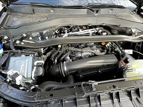 New 2025 Ford Explorer ST-Line w/ Premium Package image 11