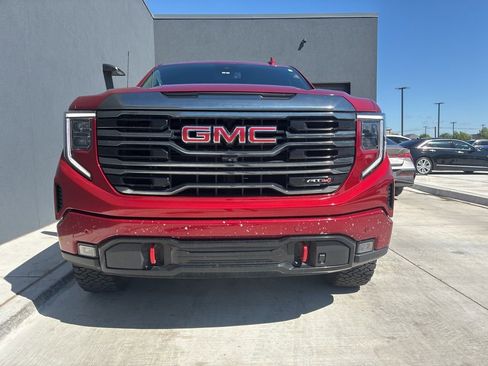 Used 2024 GMC Sierra 1500 AT4 w/ AT4 Premium Package AWD/4WD image 2