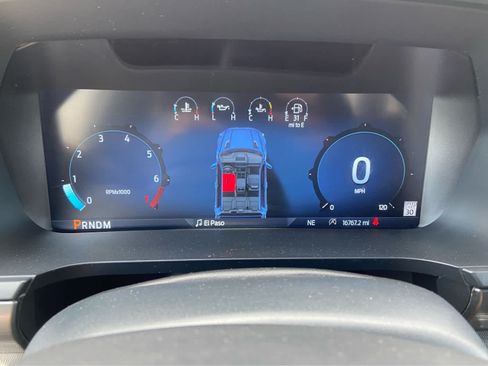 Used 2025 Ford F150 Lariat AWD/4WD image 21