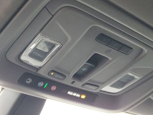 Used 2020 Chevrolet Silverado 1500 LT w/ All-Star Edition image 21