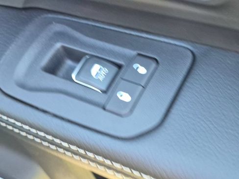 New 2026 RAM 5500 4x4 Crew Cab w/ Laramie Trim Package image 27