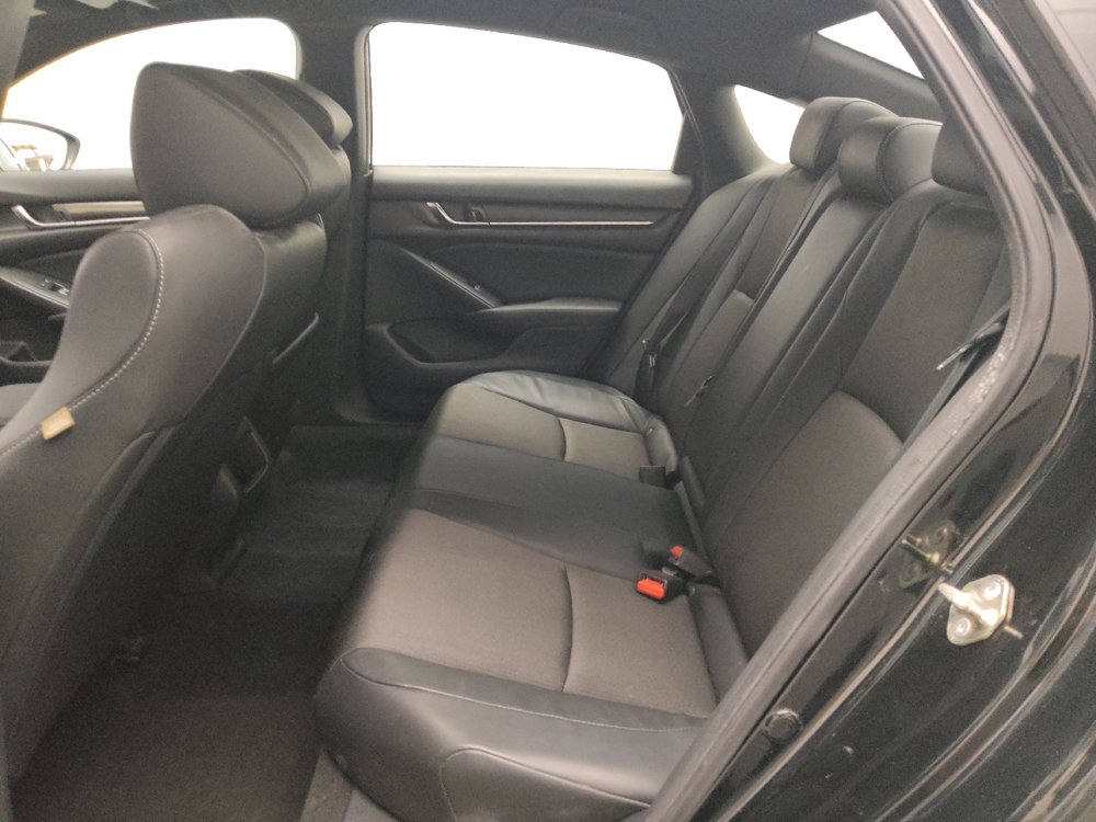 Used 2018 Honda Accord Sport image 18