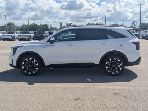 New 2026 Kia Sorento EX w/ EX Premium Package FWD image 9