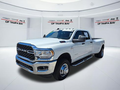 Used 2024 RAM 3500 Big Horn AWD/4WD image 2