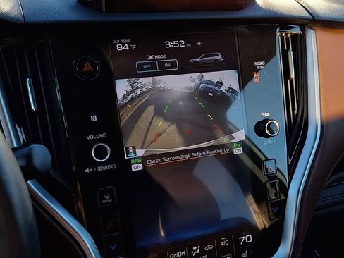 Used 2022 Subaru Outback Touring w/ Popular Package #2 image 21