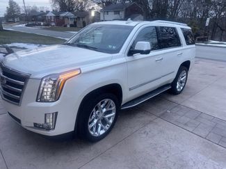 Used 2015 Cadillac Escalade Luxury video 2