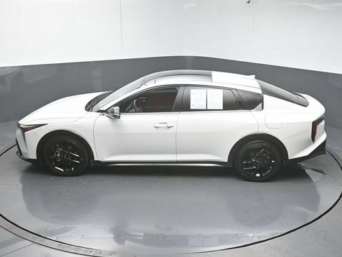 Used 2025 Kia K4 GT-Line Turbo FWD image 43