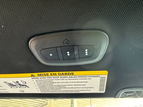 Used 2018 Chrysler Pacifica Touring Plus w/ S Appearance Package image 17