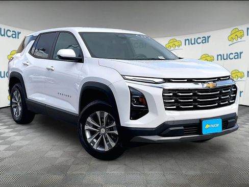 Used 2025 Chevrolet Equinox LT image 1