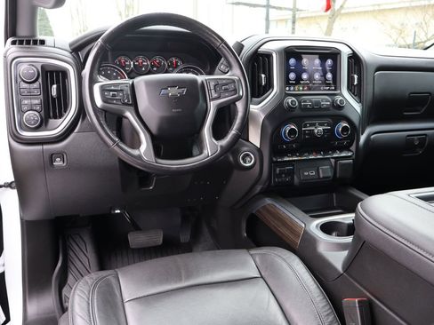 Used 2020 Chevrolet Silverado 1500 LT Trail Boss image 25