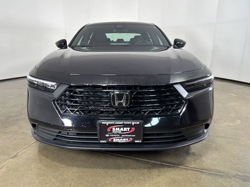 Used 2023 Honda Accord Sport image 6