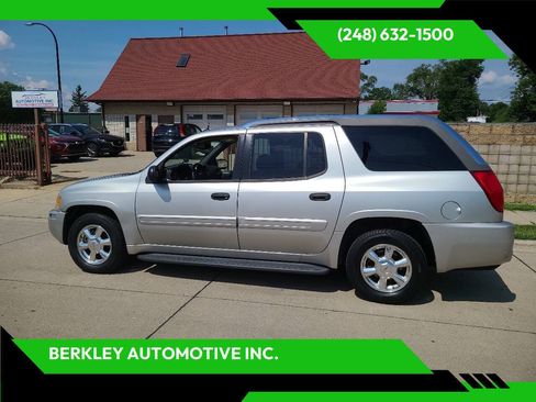 Used 2004 GMC Envoy XUV SLE w/ 1SB Preferred Equipment Group AWD/4WD image 1