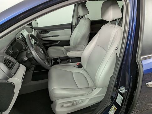Used 2023 Honda Odyssey EX-L image 16