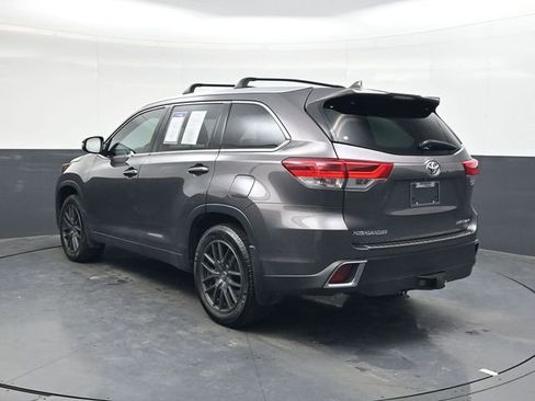 Used 2019 Toyota Highlander Limited Platinum image 6
