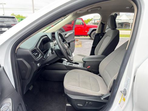 Used 2020 Ford Escape SE FWD image 21