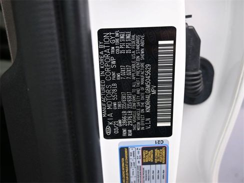 Used 2021 Kia Sorento EX image 19