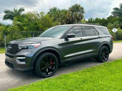 Used 2020 Ford Explorer ST w/ ST Street Pack AWD/4WD image 8