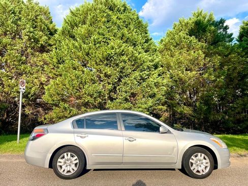 Used 2012 Nissan Altima 2.5 S image 6