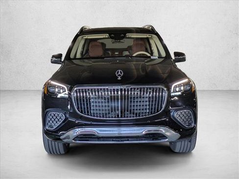 New 2026 Mercedes-Benz Maybach GLS 600 4MATIC image 6